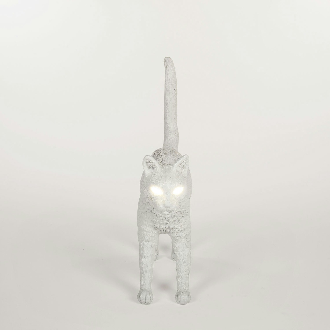 seletti-jobby-the-cat-lampa-vit-2